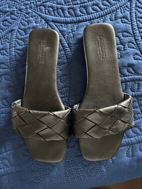 Cushionaire  Black Braided Slide Mules